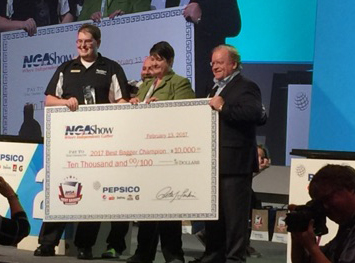 Buehler's Bagger Brady Long wins 2017 National Bagger Competition